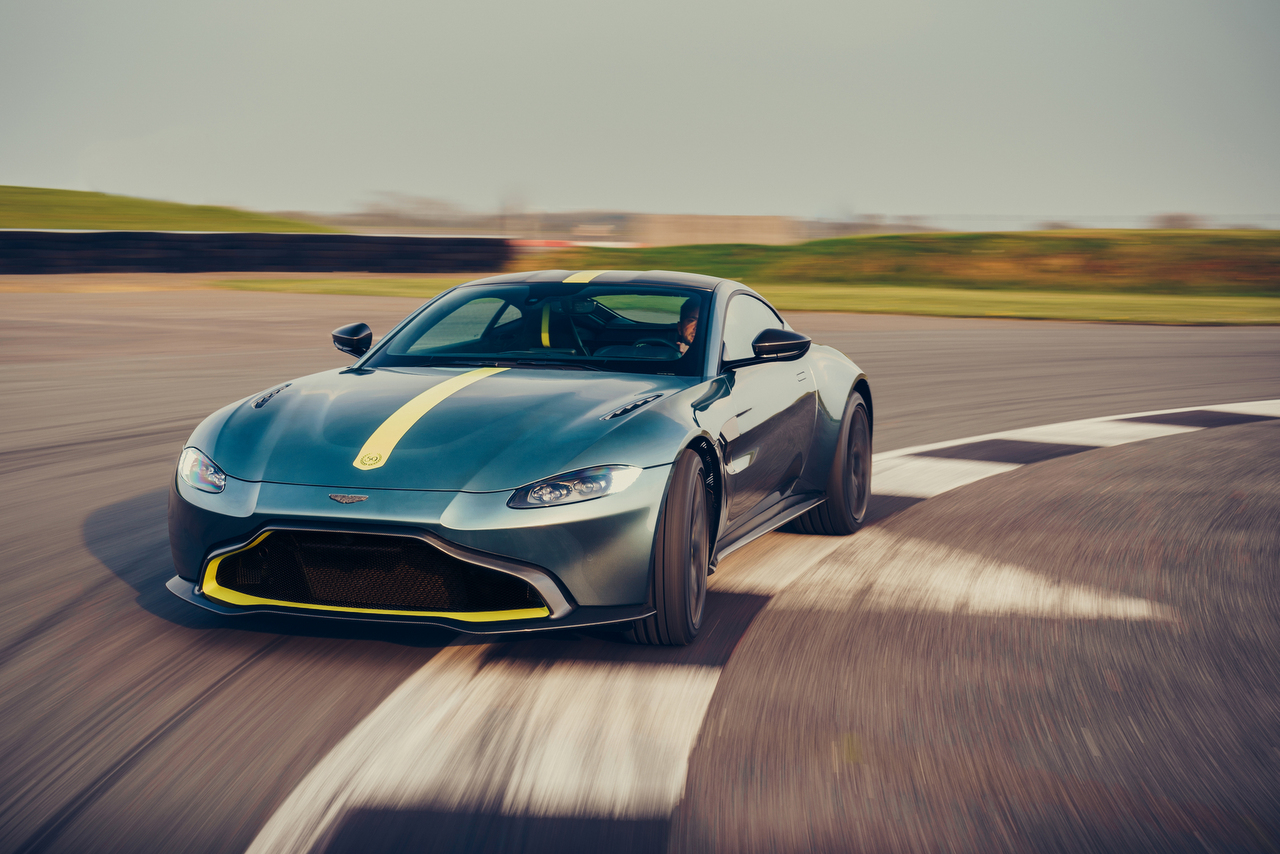 Aston Martin Vantage AMR – Leichter Handschalter