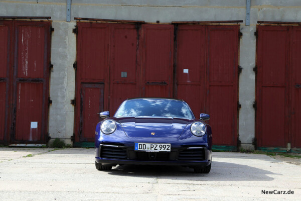 Porsche 992 911 Carrera S Front