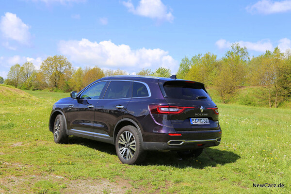 Renault Koleos im Frühling