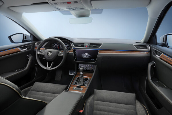 Skoda Superb Scout Interieur