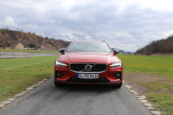 Volvo V60 D4 Front