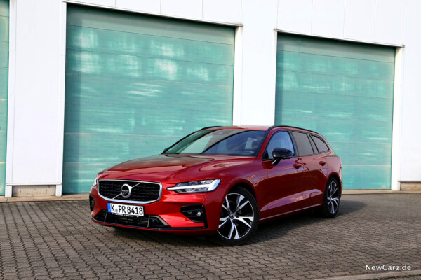 Volvo V60 schräg vorn links