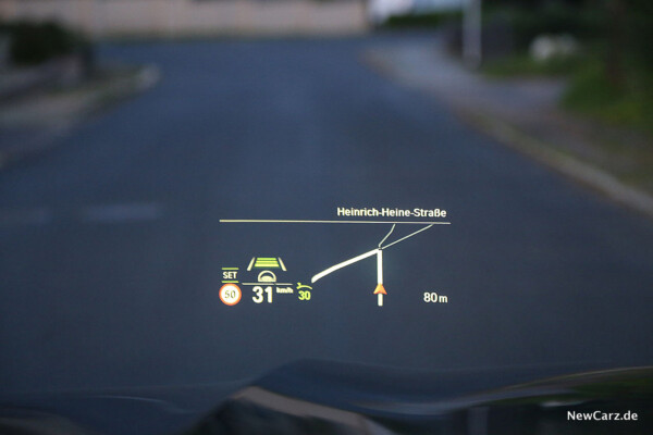 BMW X5 M50d HUD