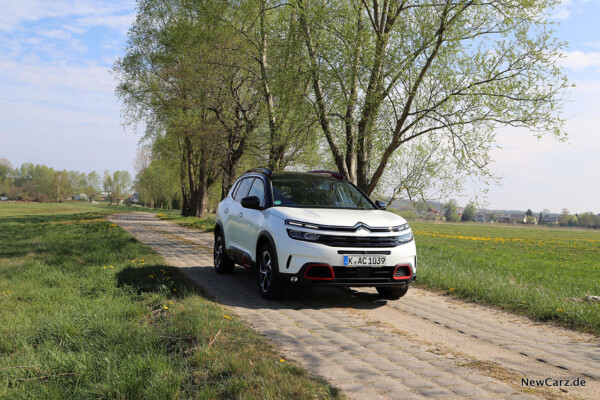 Citroen C5 Aircross schräg vorne rechts