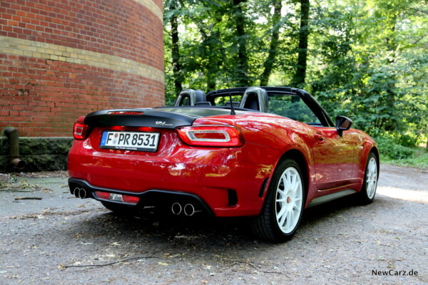 Abarth 124 Spider