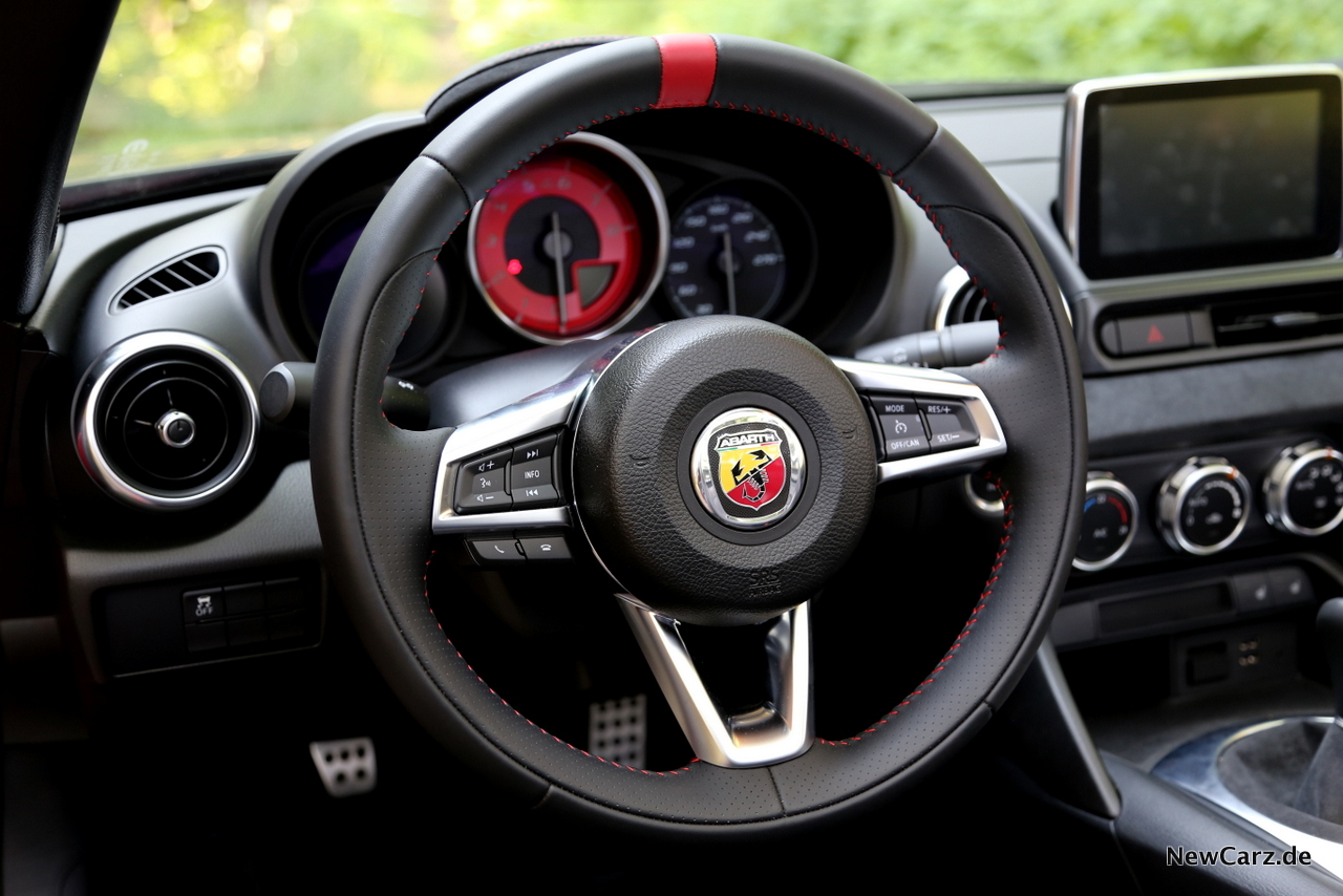 Abarth 124 Spider Im Erstkontakt Italian Roadster Newcarz De