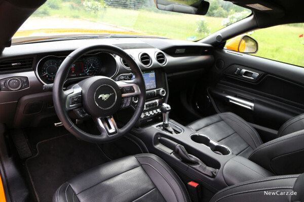 Ford Mustang GT Interieur