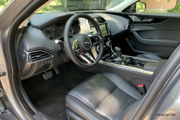 Interieur Jaguae XE 2019