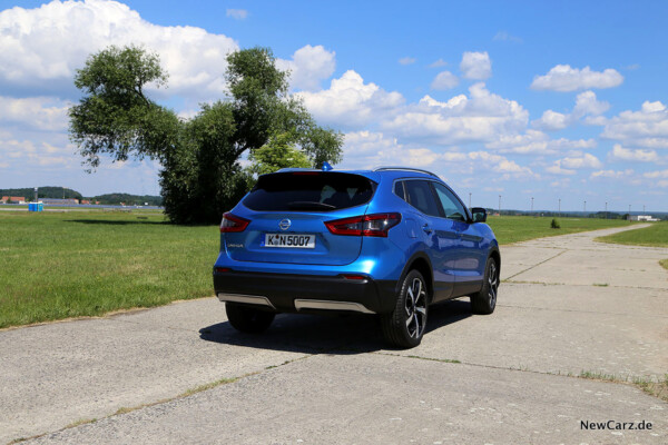 Qashqai 1.3 DIG-T schräg hinten rechts