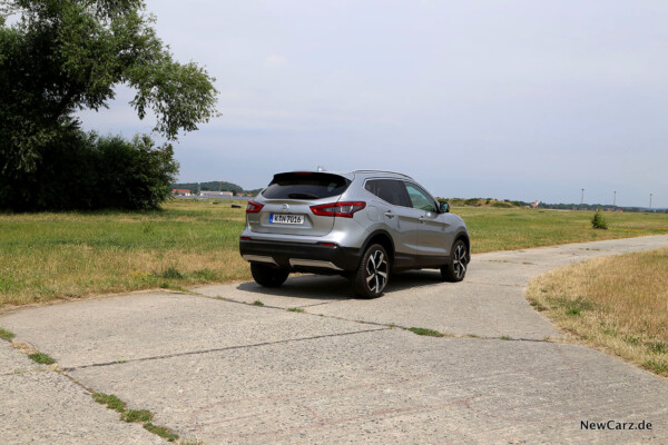 Qashqai 1.7 dCi schräg hinten