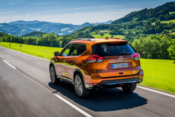 X-Trail 2020 schräg hinten