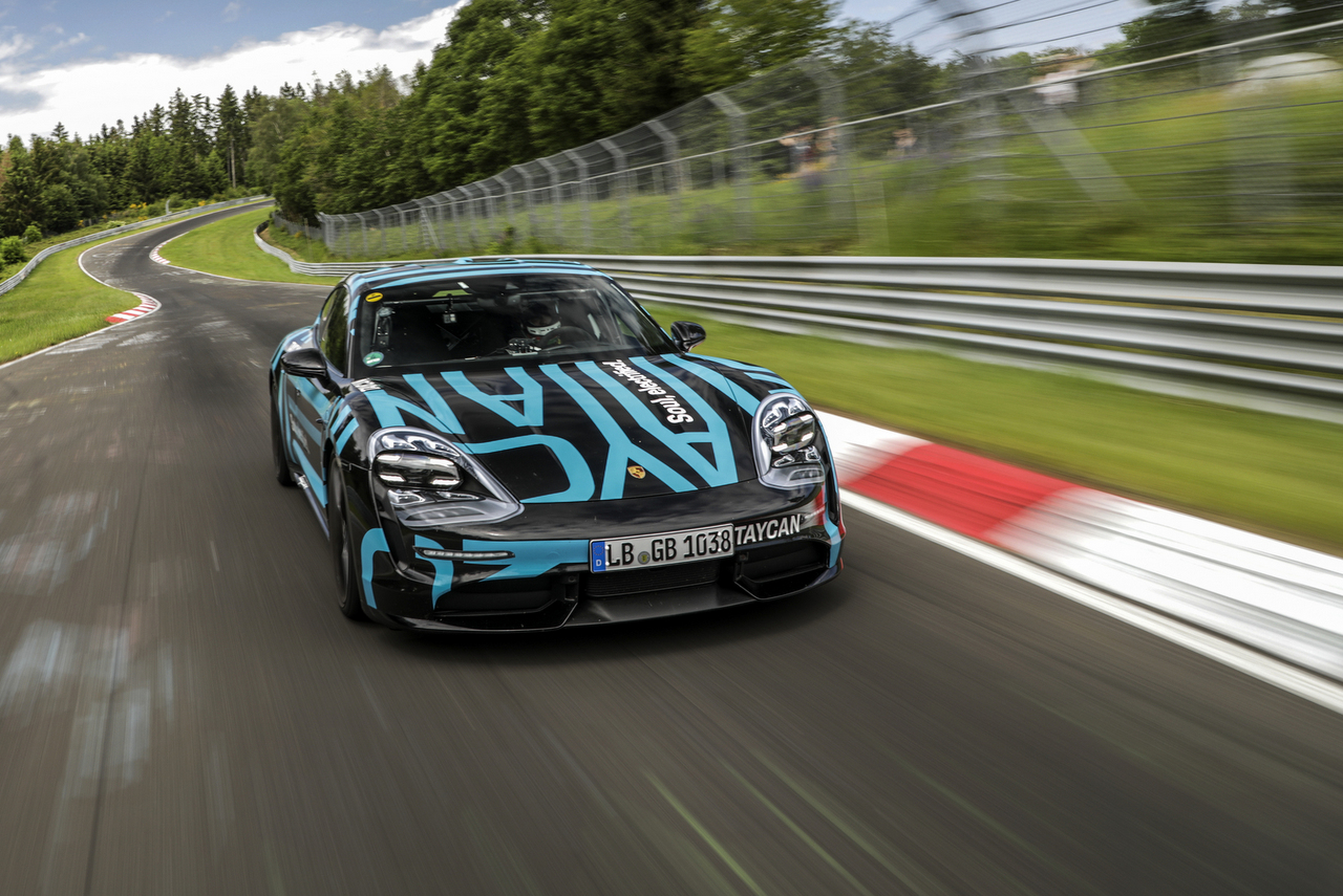 Porsche Taycan Nordschleife