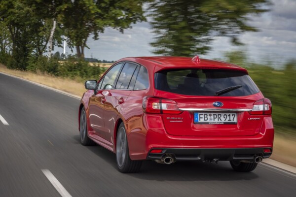 Subaru Levorg 2019 von hinten