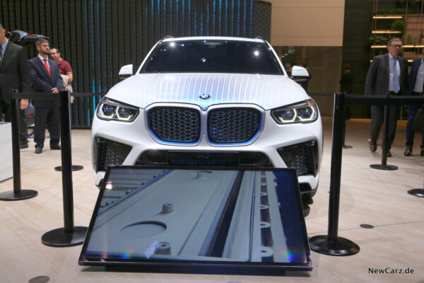 BMW i Hydrogen NEXT Front