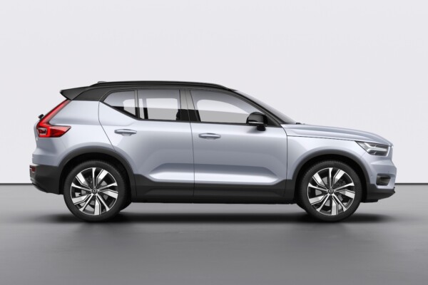 Volvo XC40 Recharge Seite