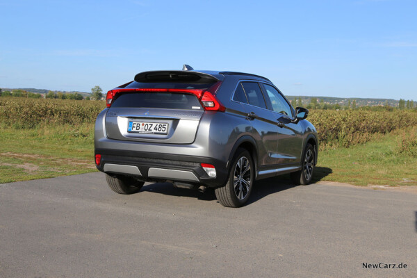 schräg hinten Eclipse Cross Diesel