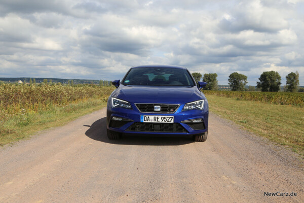 Seat Leon TGI Front