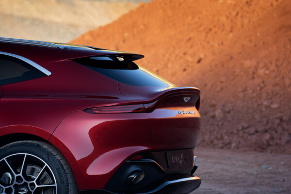 Aston Martin DBX Heckabschluss