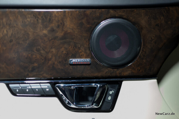 Jaguar XJ50 Meridian Reference Soundsystem