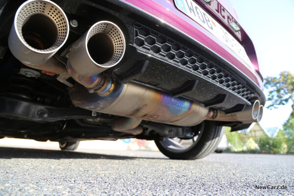 Akrapovic am Golf R