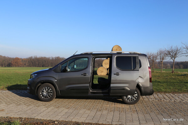 Peugeot Rifter L2 mit offenen Schiebetüren