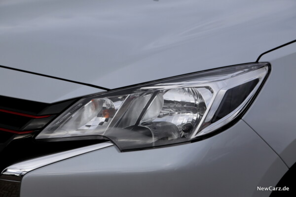Mitsubishi Space Star 2020 Halogen