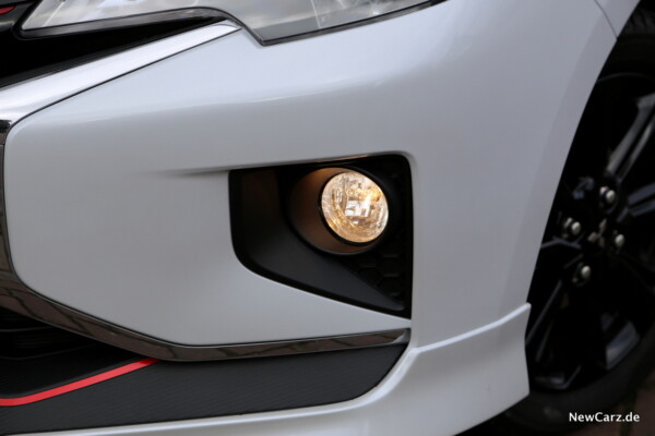Mitsubishi Space Star 2020 Tagfahrlicht