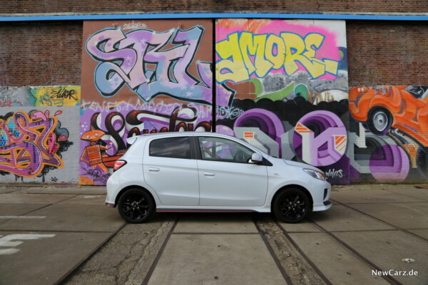 Mitsubishi Space Star 2020 Intro Edition+