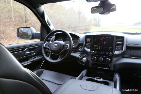 RAM 1500 Sport Interieur