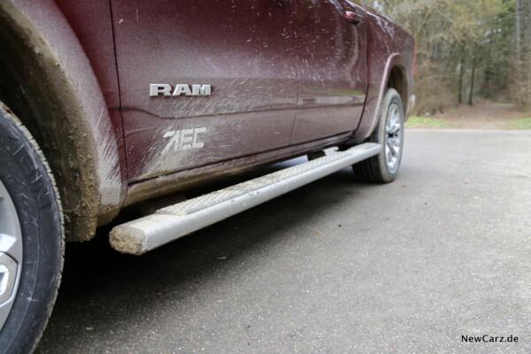 RAM 1500 Sport Trittbretter