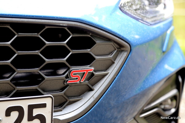 ST Emblem Kühlergrill