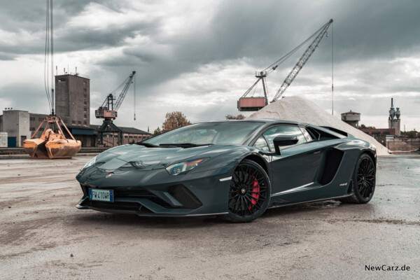 Lamborghini Aventador S Roadster