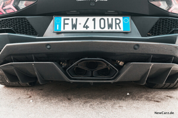Lamborghini Aventador S Roadster Endrohre