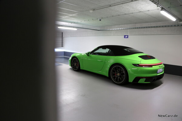 Porsche 911 Carrera 4S Cabriolet Kunstlicht