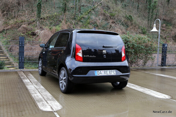 Seat Mii electric schräg hinten links