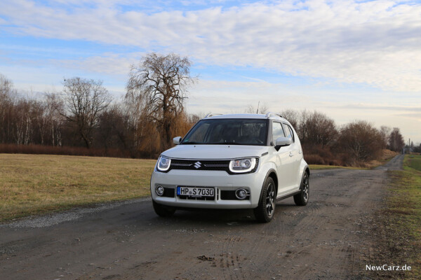 Suzuki Ignis Hybrid offroad