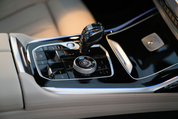 BMW i-Drive Controller