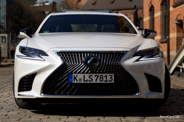 Lexus LS 500 Kühlergrill