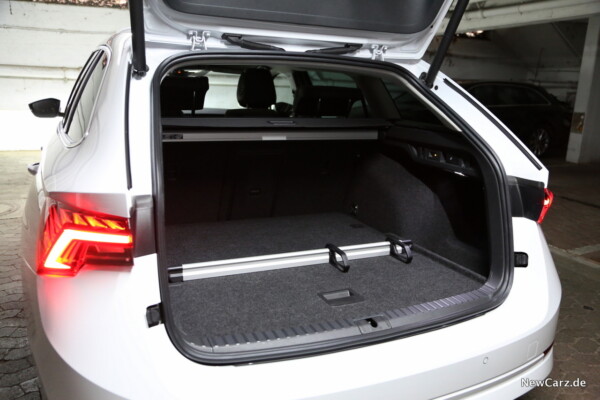 Skoda Octavia Combi 2020 Kofferraum