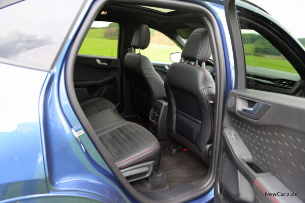 Ford Kuga PHEV Rückbank