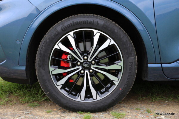 Ford Kuga PHEV Rad