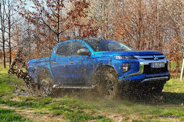 Mitsubishi L200 Facelift im Schlamm