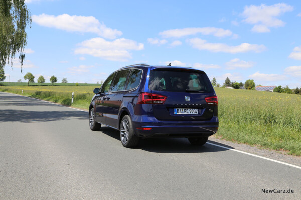 Seat Alhambra FR-Line schräg hinten links