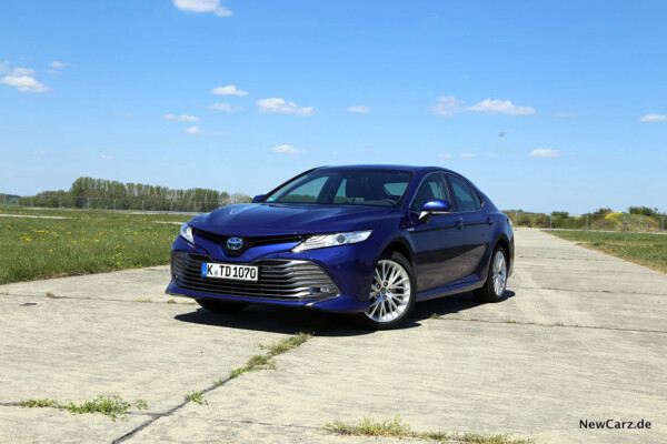 Toyota Camry Hybrid Executive