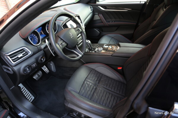 Maserati Ghibli S Q4 GranSport Interior