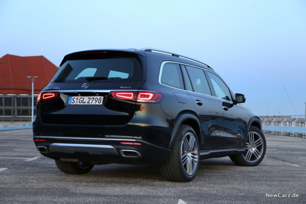 Mercedes-Benz GLS schräg hinten rechts