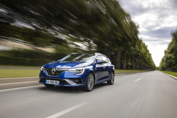 Renault Megane Grandtour E-Tech Plug-in 160 dynamisch