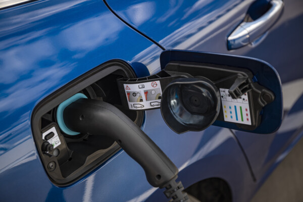 Renault Megane Grandtour E-Tech Plug-in 160 Laden