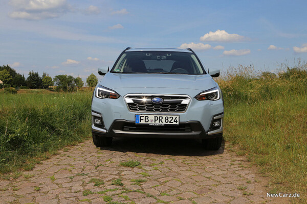 Subaru XV e-Boxer Front