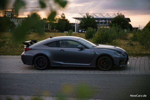 Lexus RC-F Track Edition Seite